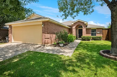 1031 Port Aransas Dr, Little Elm, TX 75068
