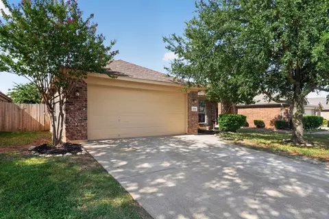 7241 Decoy Ln, Fort Worth, TX 76120