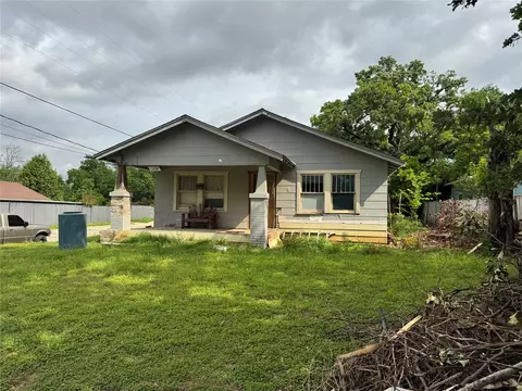 3301 Baylor St, Fort Worth, TX 76119