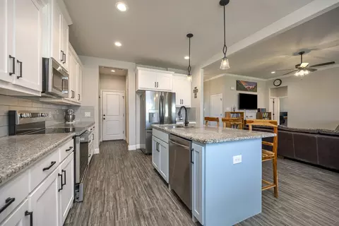 Kitchen - 917 E 3rd St, Springtown, TX 76082 photo 3 of 4