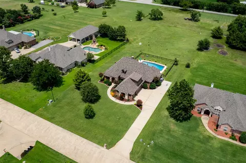 10044 Dennehy Dr, Talty, TX 75126