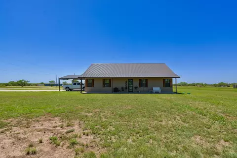 605 Fm 614, Ovalo, TX 79541