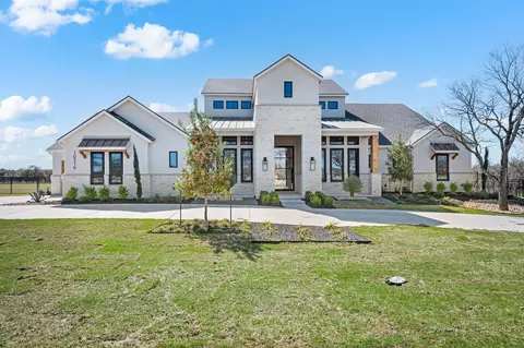 10516 Fleming Pointe Dr, Fort Worth, TX 76179