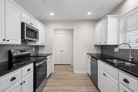 Kitchen - 1006 Eagle Dr, Eddy, TX 76524 photo 1 of 2