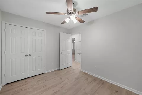 Bedroom - 1006 Eagle Dr, Eddy, TX 76524 photo 2 of 6