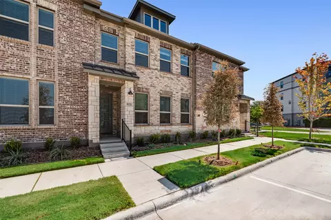 8321 Bayside Dr, Rowlett, TX 75088