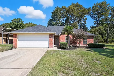 332 Comanche Trl, West Tawakoni, TX 75474