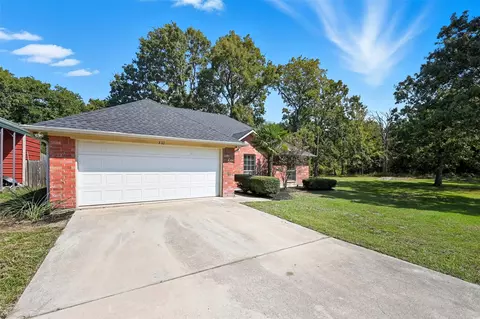 332 Comanche Trl, West Tawakoni, TX 75474