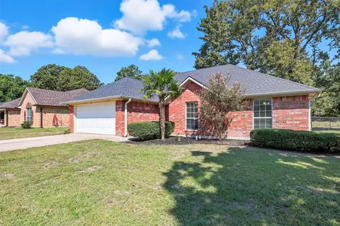 332 Comanche Trl, West Tawakoni, TX 75474