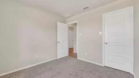 Bedroom - 176 Pinehurst Dr, Boyd, TX 76023 photo 5 of 6