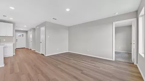 Entry Way - 176 Pinehurst Dr, Boyd, TX 76023 photo 3 of 3