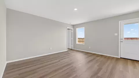 Living - 176 Pinehurst Dr, Boyd, TX 76023 photo 2 of 6