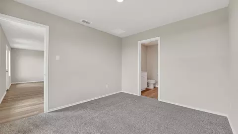 Bedroom - 176 Pinehurst Dr, Boyd, TX 76023 photo 2 of 6