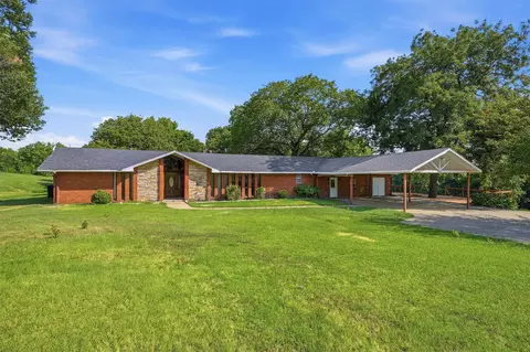 2011 W Houston St, Sherman, TX 75092