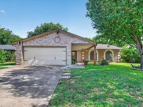 13241 Saratoga Ln, Balch Springs, TX 75180