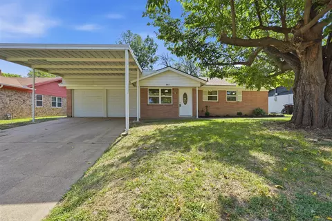 840 Crosby Ave, White Settlement, TX 76108