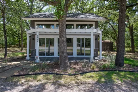 6120 Payne Rd, Log Cabin, TX 75148