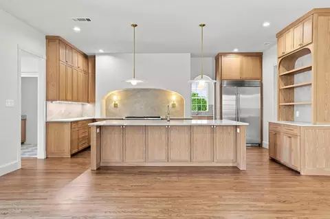 8295 Mountain View Rd, Aubrey, TX 76227