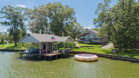 115 King Kent Ct, Scroggins, TX 75480