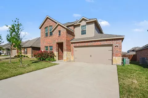 1613 Grand Villa St, Princeton, TX 75407