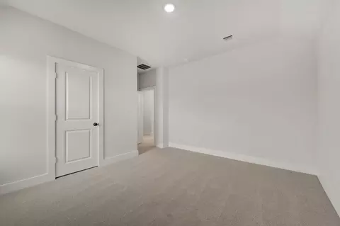 Bedroom - 1732 Nesting Robin Ln, Krum, TX 76249 photo 1 of 8