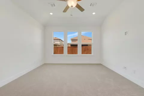 Bedroom - 1725 Willow Patch Dr, Krum, TX 76249 photo 1 of 6