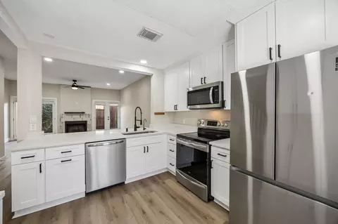 3904 Rawlins St #116, Dallas, TX 75219