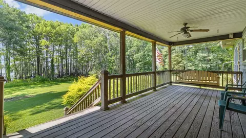 10129 Hudson Rd, Mooringsport, LA 71060