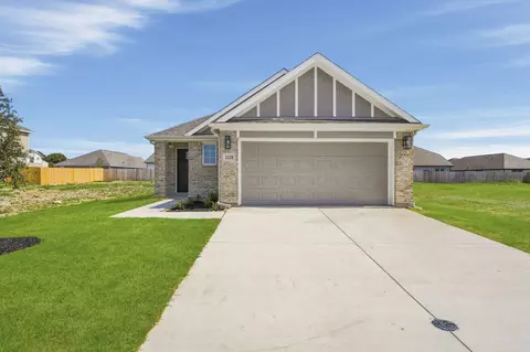 2428 Southern Magnolia Dr, Fort Worth, TX 76123