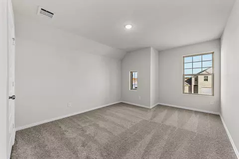 Bedroom - 555 Brookside Dr, Van Alstyne, TX 75495 photo 8 of 11