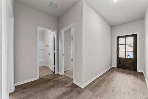 Entry Way - 555 Brookside Dr, Van Alstyne, TX 75495 photo 2 of 5