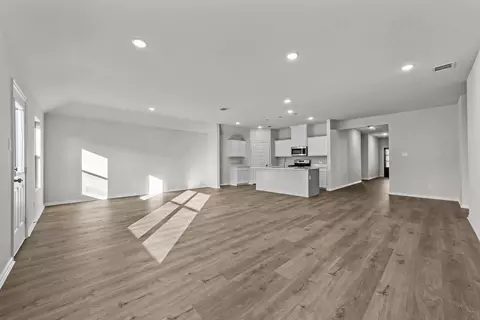 Living - 555 Brookside Dr, Van Alstyne, TX 75495 photo 4 of 4