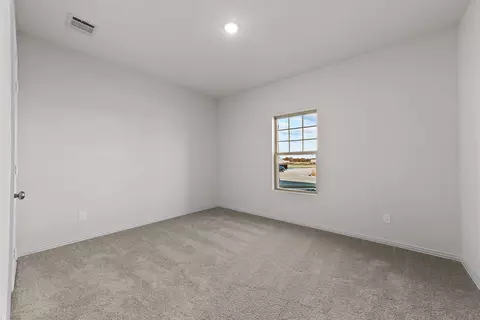 Bedroom - 555 Brookside Dr, Van Alstyne, TX 75495 photo 2 of 11