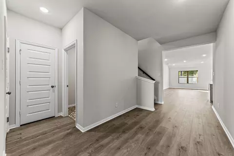 Entry Way - 555 Brookside Dr, Van Alstyne, TX 75495 photo 3 of 5