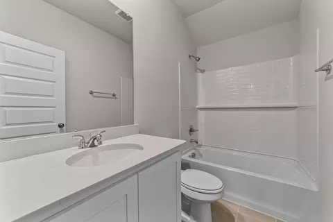 Bath - 555 Brookside Dr, Van Alstyne, TX 75495 photo 1 of 3