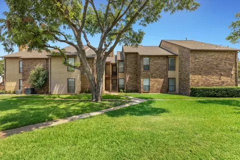 1908 Cloisters Dr #511, Arlington, TX 76011