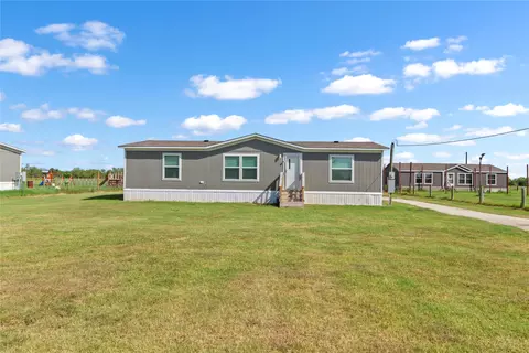 2347 NE County Road 2070, Powell, TX 75153