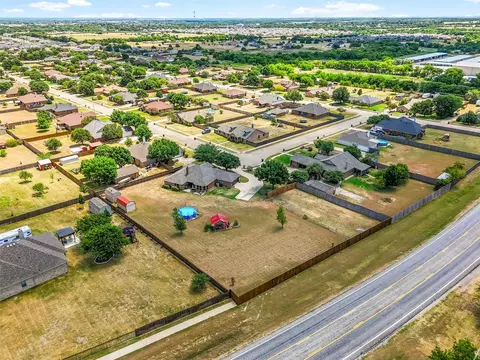 4621 Cedar Run Dr, Midlothian, TX 76065