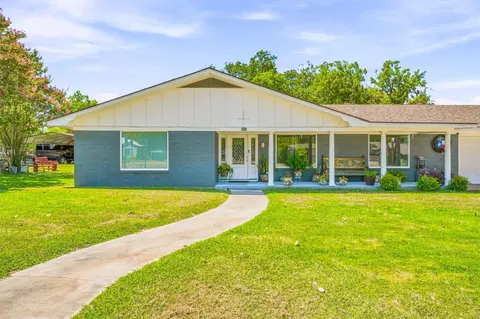 816 S Texas St, De Leon, TX 76444