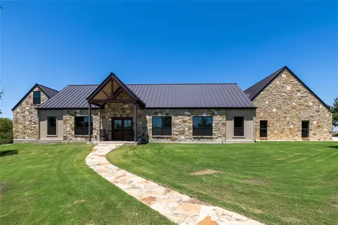 1005 Deepwater Rd, Brownwood, TX 76801