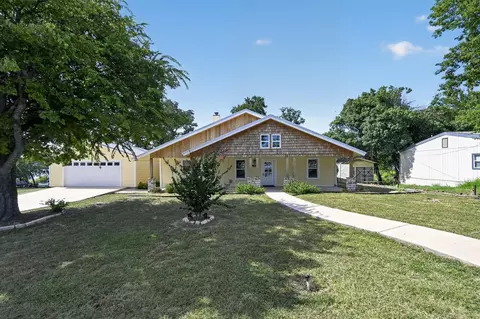 7228 Emerald Dr, Brownwood, TX 76801