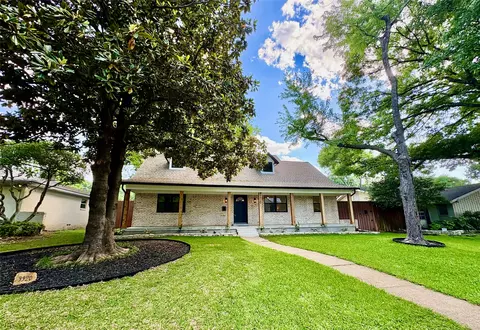 9920 Green Field Dr, Dallas, TX 75238