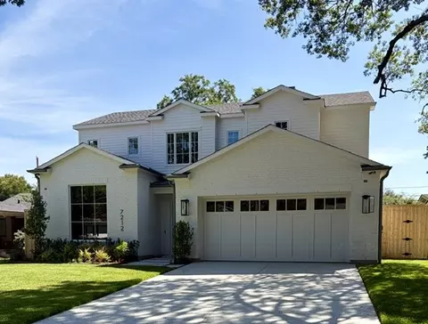 7212 Wake Forrest Dr, Dallas, TX 75214