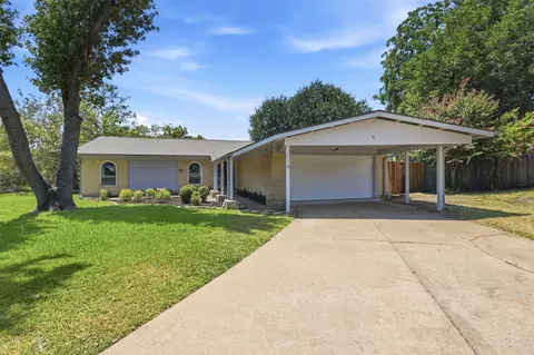 1014 Mountview Ct, Carrollton, TX 75006