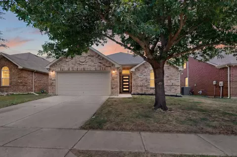 336 Mystic River Trl, Fort Worth, TX 76131