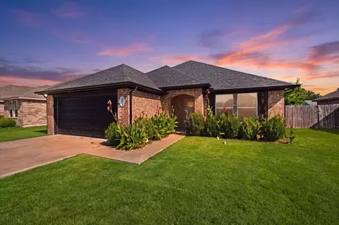 113 Halifax Cir, Palmer, TX 75152