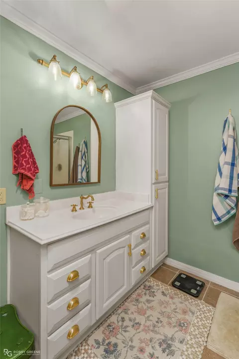 Bath - 284 Chrislo Dr, Minden, LA 71055 photo 1 of 5