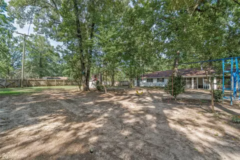 Exterior - 284 Chrislo Dr, Minden, LA 71055 photo 6 of 11