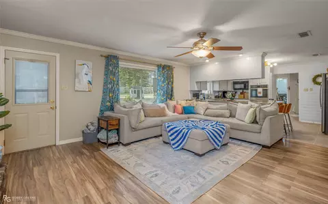 Living - 284 Chrislo Dr, Minden, LA 71055 photo 2 of 2
