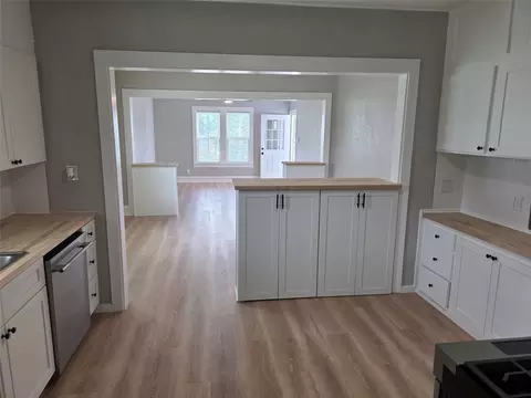 Entry Way - 1548 Mckenzie Ave, Waco, TX 76708 photo 1 of 1